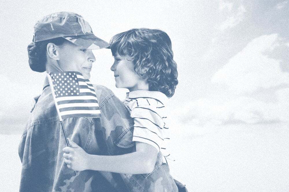 Solider reunited with son gray